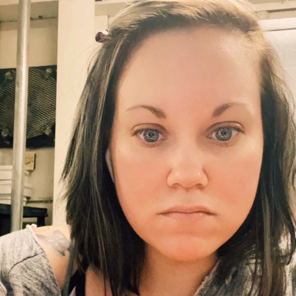 Meet your Posher, Alexis